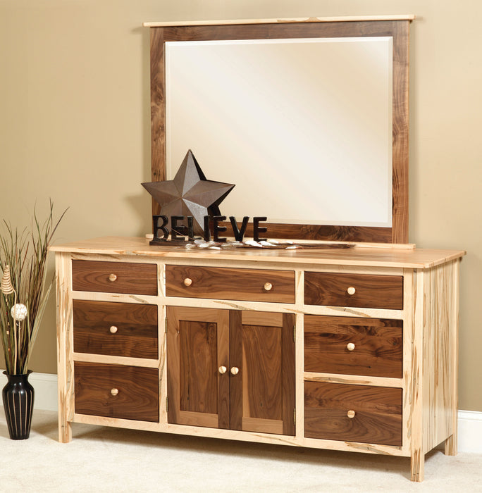 Amish Cornwell Deluxe Dresser