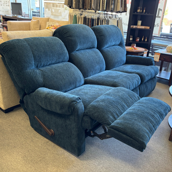Amish Memphis Reclining Sofa - In-Stock