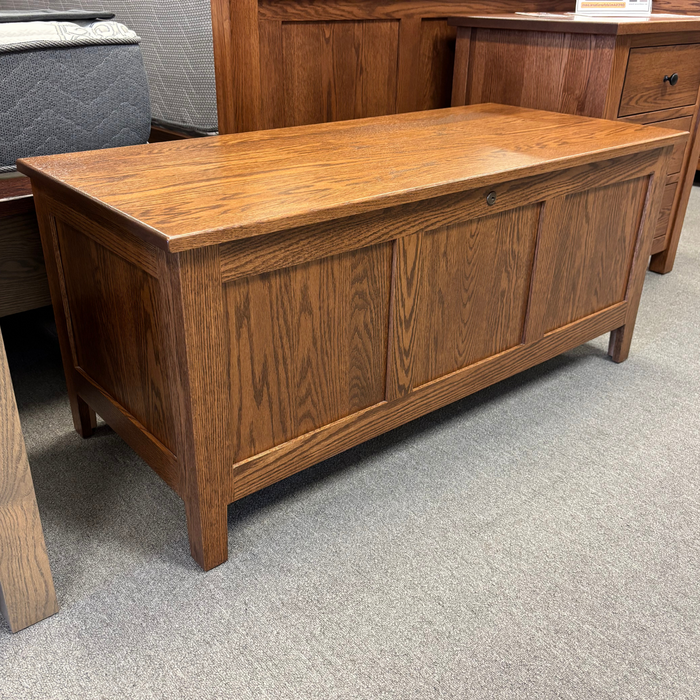 Amish Shaker Panel Flat Top Cedar Chest - 46" - In-Stock