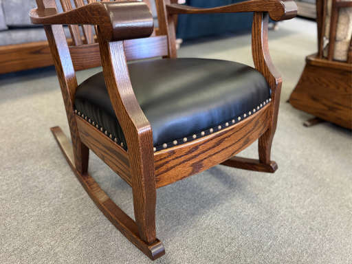 Amish Auntie's Rocker - Buckeye Rockers - AR35 - Solid Oak Rocking Chair 1