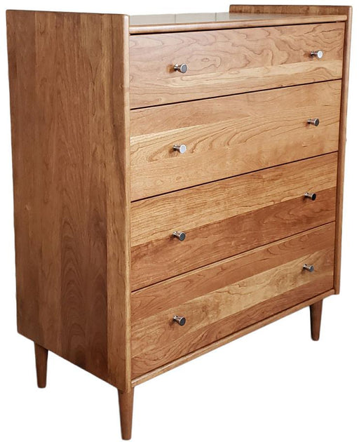 Amish 4 drawer Chest of drawers Benton Style, Mid Century look with K426-SN Knobs in Chestnut Stain on Sap Cherry Wood