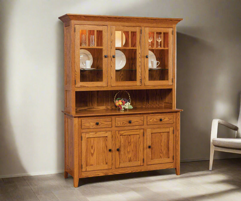 Amish Canterbury 3-Door Hutch
Hardware: D522-BL Knobs
Standard with Touch Lights
(2) Adjustable Glass Shelves in Top
(1) Adjustable Wood Shelf in Base.