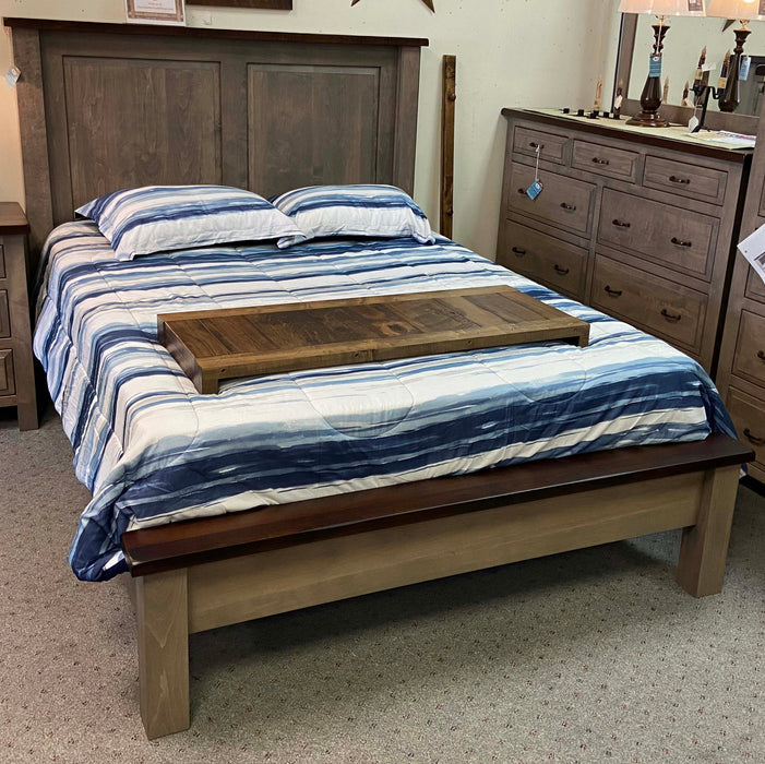 Amish Cleveland Bed Low Footboard - 2-Tone - Solid Brown Maple