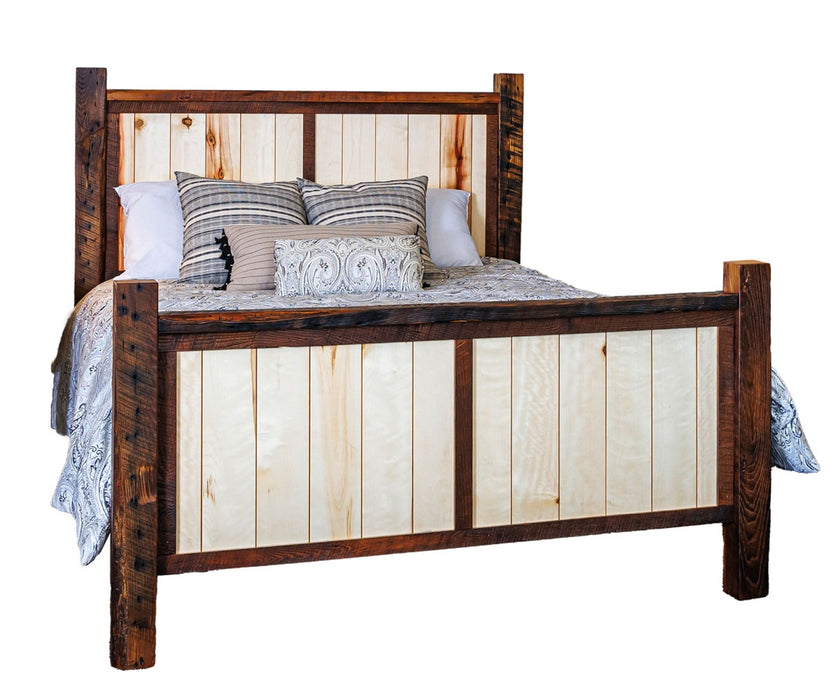 Amish Durango Reclaimed Barnwood/Aspen Wood Post Bed - Queen Size - Amish Reclaimed Barnwood Bed 1