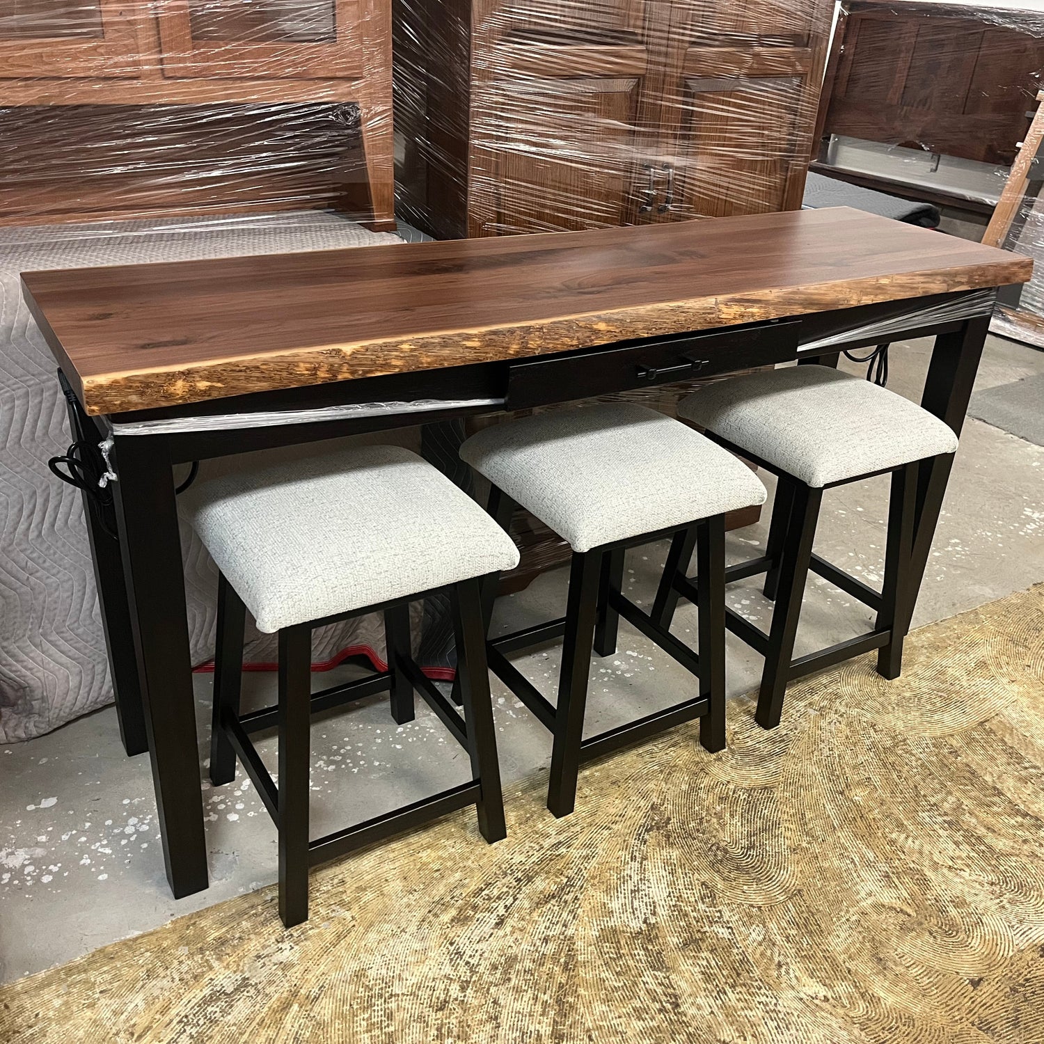 Amish Farmhouse Sofa Bar with Upholstered Stools and Outlet Front Facing