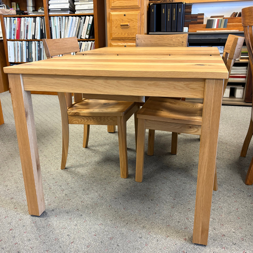 Amish Farmhouse Square Leg Table w/ Lima Chairs Dining Set - In-Stock
-Top Thickness:1"
-Top Shape:&Square
-Edge Style: Eased
- 2 - 12" Leaves That Store in Table
- Seats 4-6
- Levelers on Table Legs