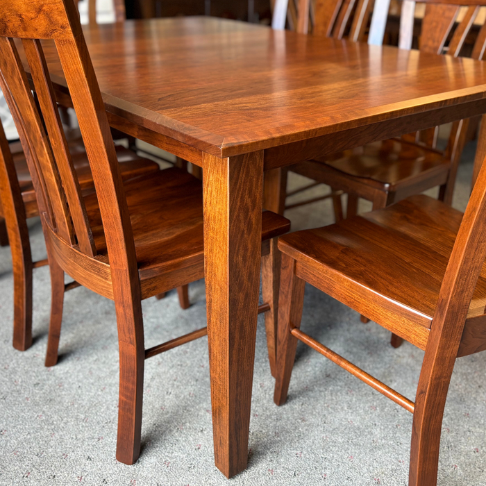 Amish Metro Shaker Leg Dining Set - In-Stock