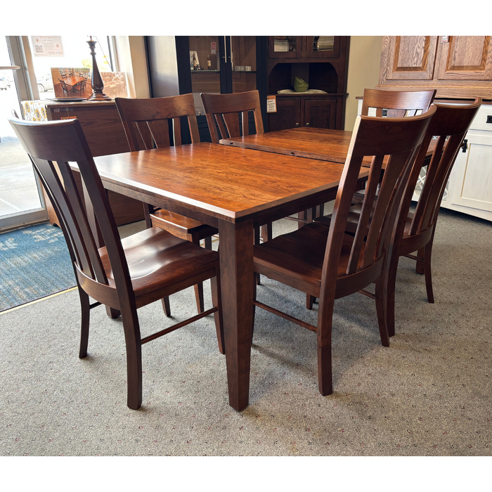 Amish Metro Shaker Leg Dining Set - In-Stock