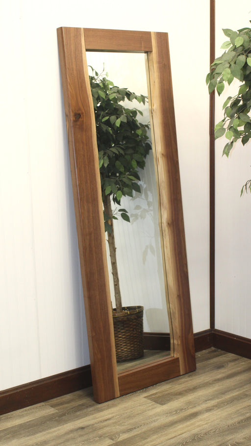 Amish River Run Live Edge Leaner Mirror
Available in Walnut and Wormy Maple
Details Varies According to Grain Structure. Some may be smooth, others rough
Live Edge on Inside Toward the Mirror