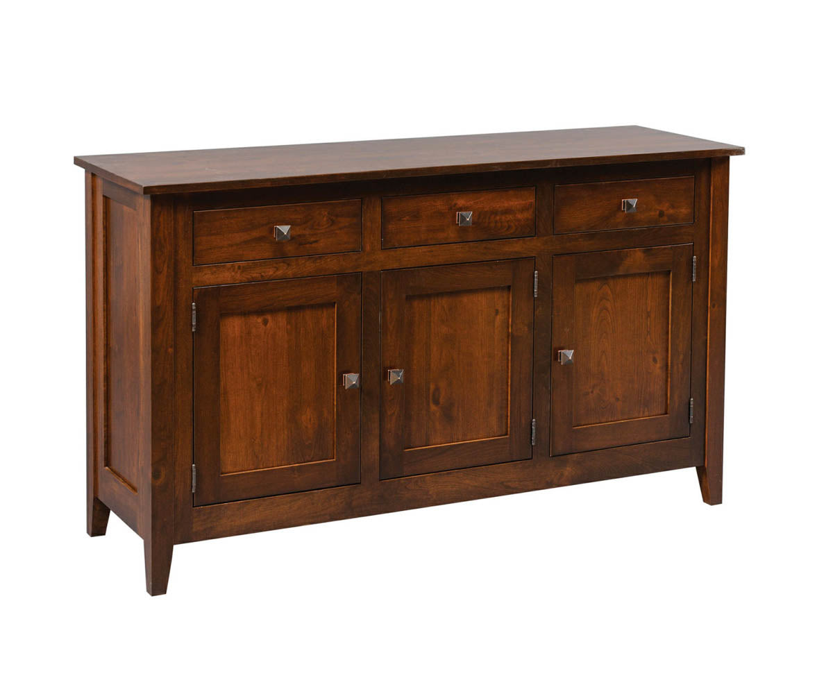 Amish Settlers Ridge 3-Door Buffet
Hardware: P3015 OBH Knobs
1 Adjustable Wood Shelf