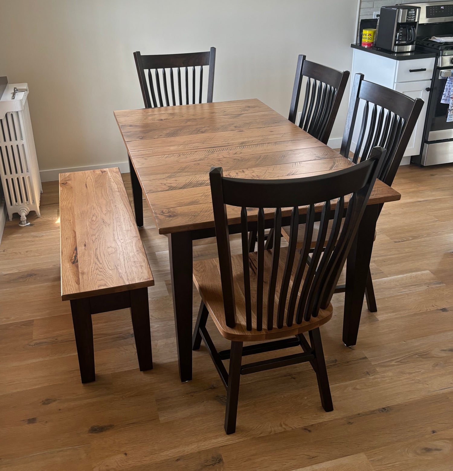 Amish Shaker Leg Table with Post Mission Dining Chairs