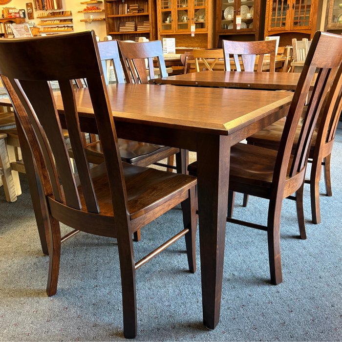 Amish Shaker Table w/ Metro Side Chairs Dining Set - In-Stock
-Top Thickness:1"
-Top Shape:Rectangle
-Edge Style: Beveled Edge
- 2&nbsp; - 12" Leaves