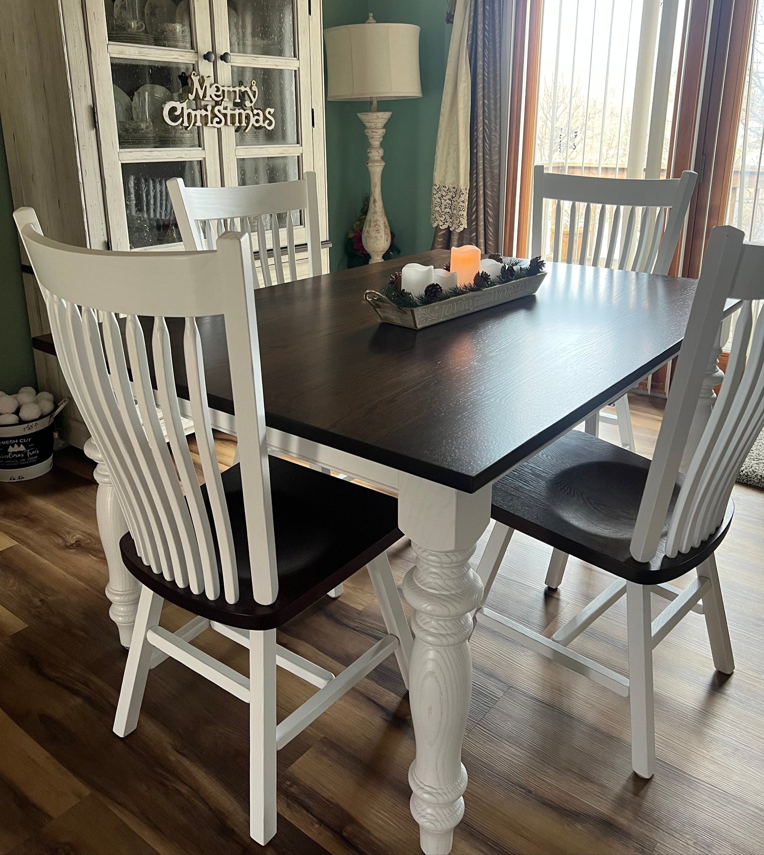 Farmhouse Shreveport Leg Dining Table with Post Mission Dining Chair Front Facing