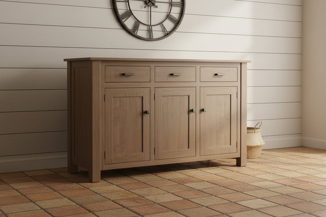 - Standard Hardware: 55271-ORB, 55275-ORB
- Flush Drawers &amp; Doors
- Adjustable Wood Shelves
- Full Extension Drawer Slides
- Dovetailed Drawers