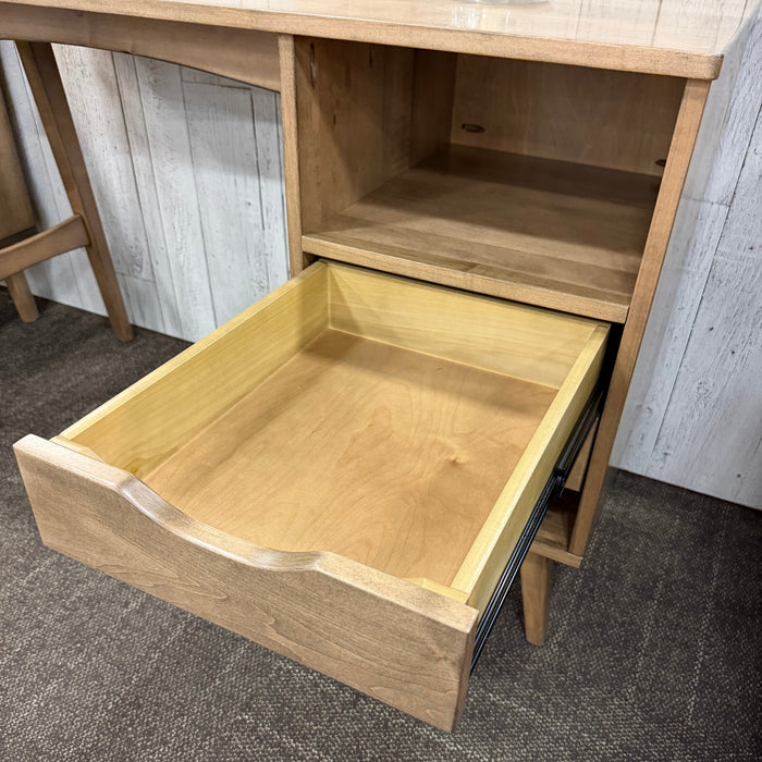 Amish Lake Mills Desk