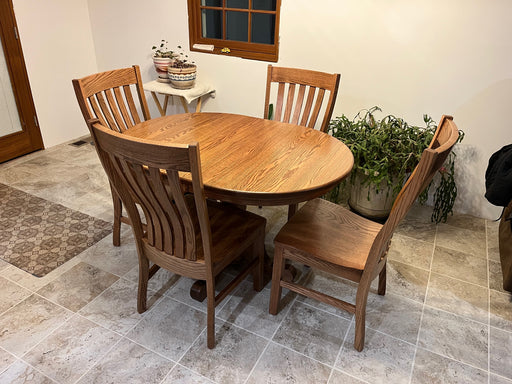 Standard Single Pedestal Table & Rockfort Chairs Dining No Price Traditional