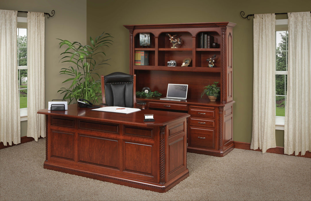 Amish Lexington Executive Desk Executive Desks Traditional