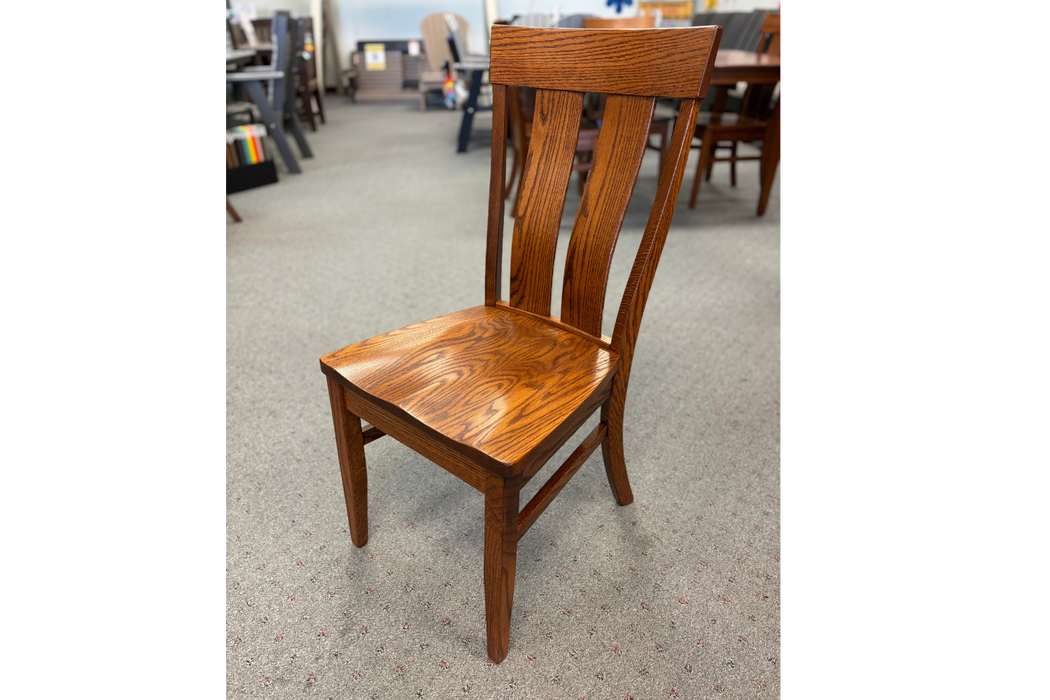 QS Shaker Leg Table & Chairs - Oak - OCS-113 Michaels - Kinglet Chair