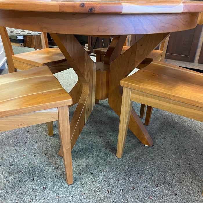 Quick Ship Amish Seymour 42" Round w/ 1-12" Leaf Dining Set