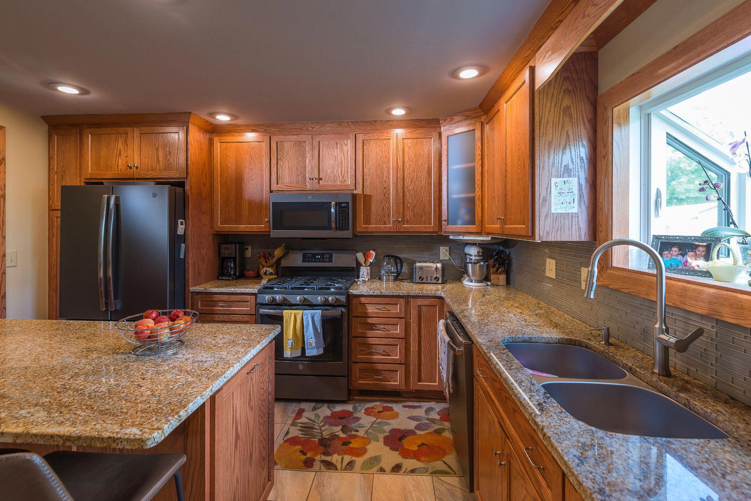 Sample Traditional Shaker Kitchen Design